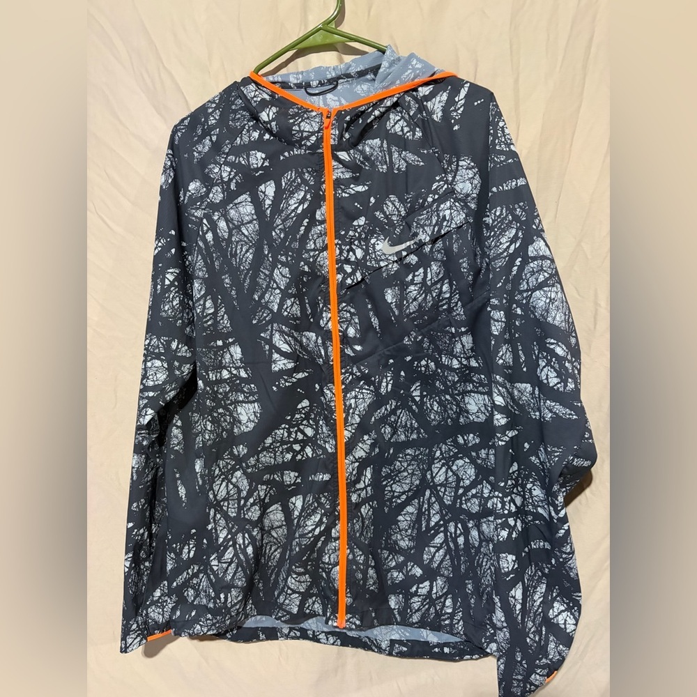 Nike windbreaker jacket